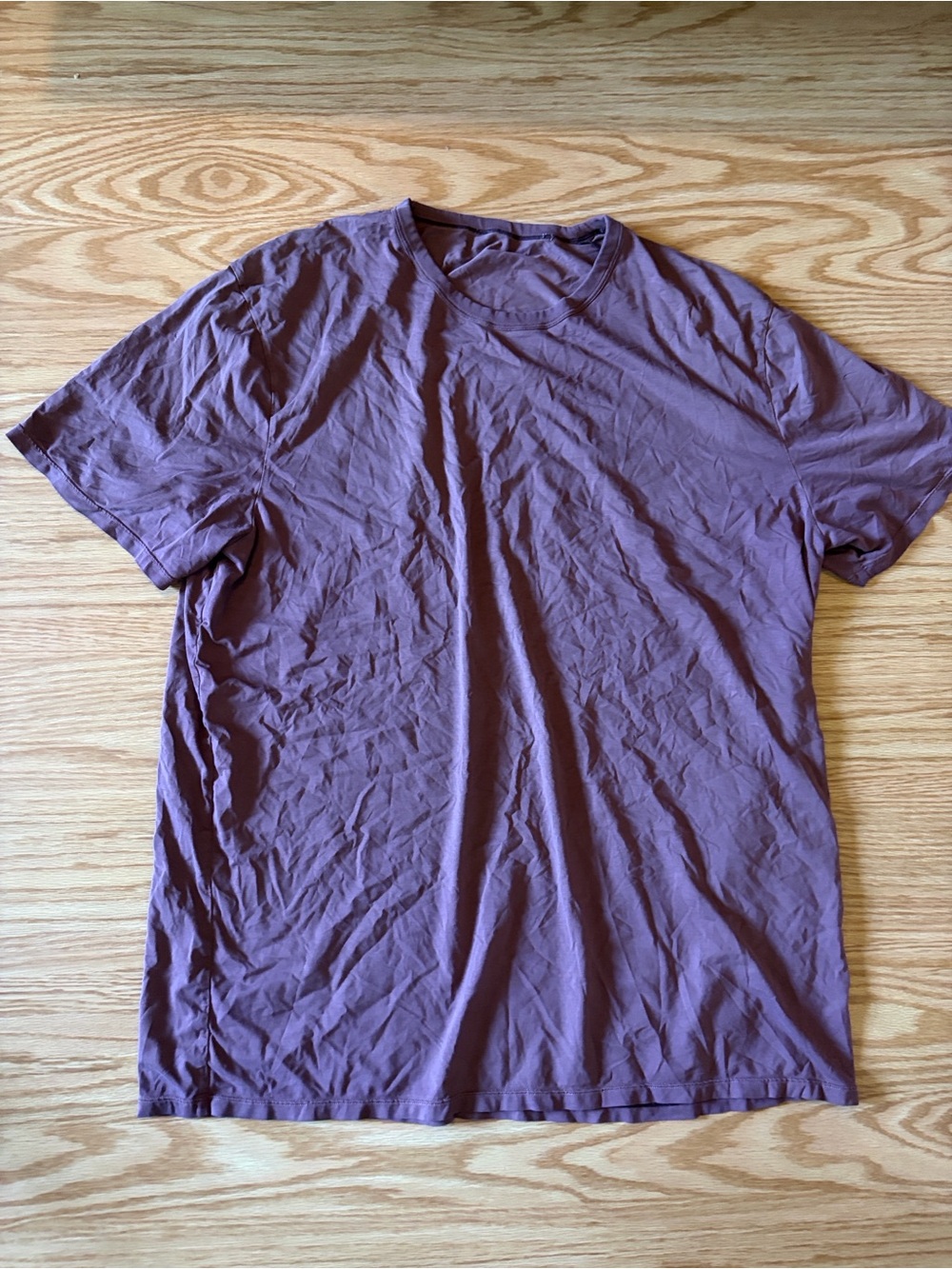 Lululemon Mens Soft T shirt Purple Mauve Size XL